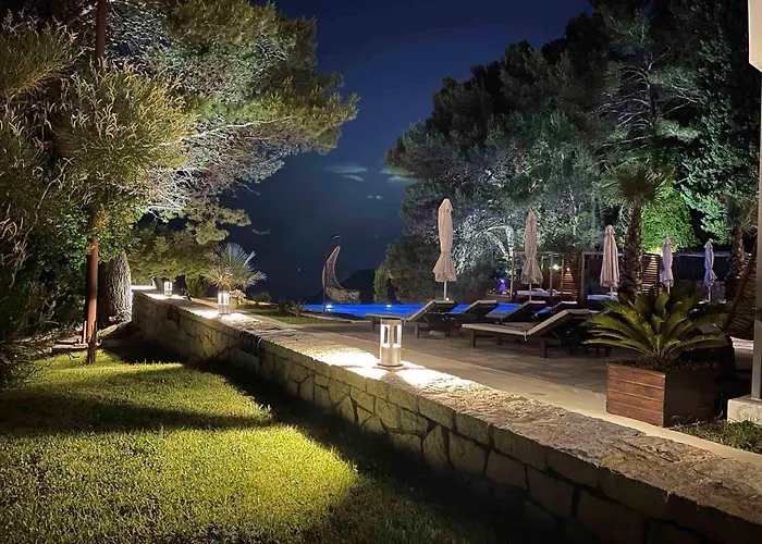 Pino Boutique Hotel